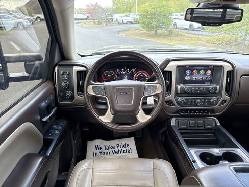 Used 2015 GMC Sierra 1500 Denali w/ Driver Alert Package AWD/4WD image 16