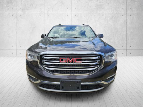 Used 2018 GMC Acadia SLE AWD/4WD image 5