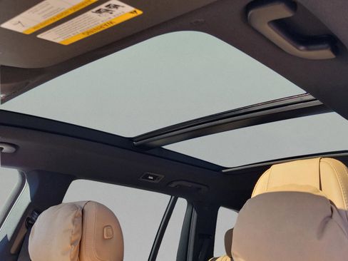 New 2026 Mercedes-Benz GLS 450 4MATIC image 35