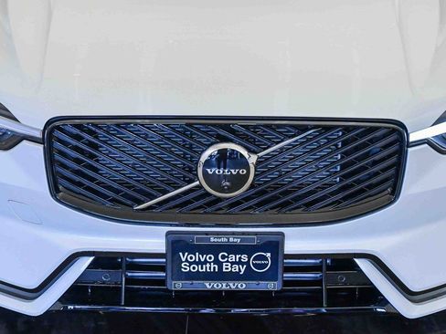 New 2026 Volvo XC60 T8 Plus w/ Climate Package PRO image 8