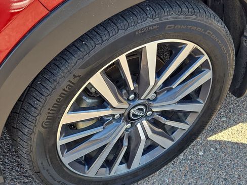 Used 2024 Nissan Kicks SV FWD image 19