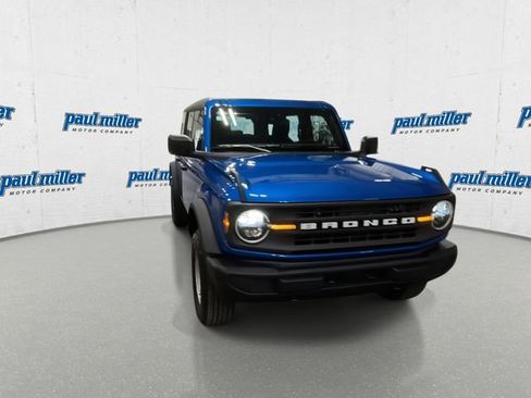 Used 2025 Ford Bronco 4-Door image 3