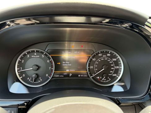 Used 2025 INFINITI QX60 Pure w/ Cargo Package AWD/4WD image 35