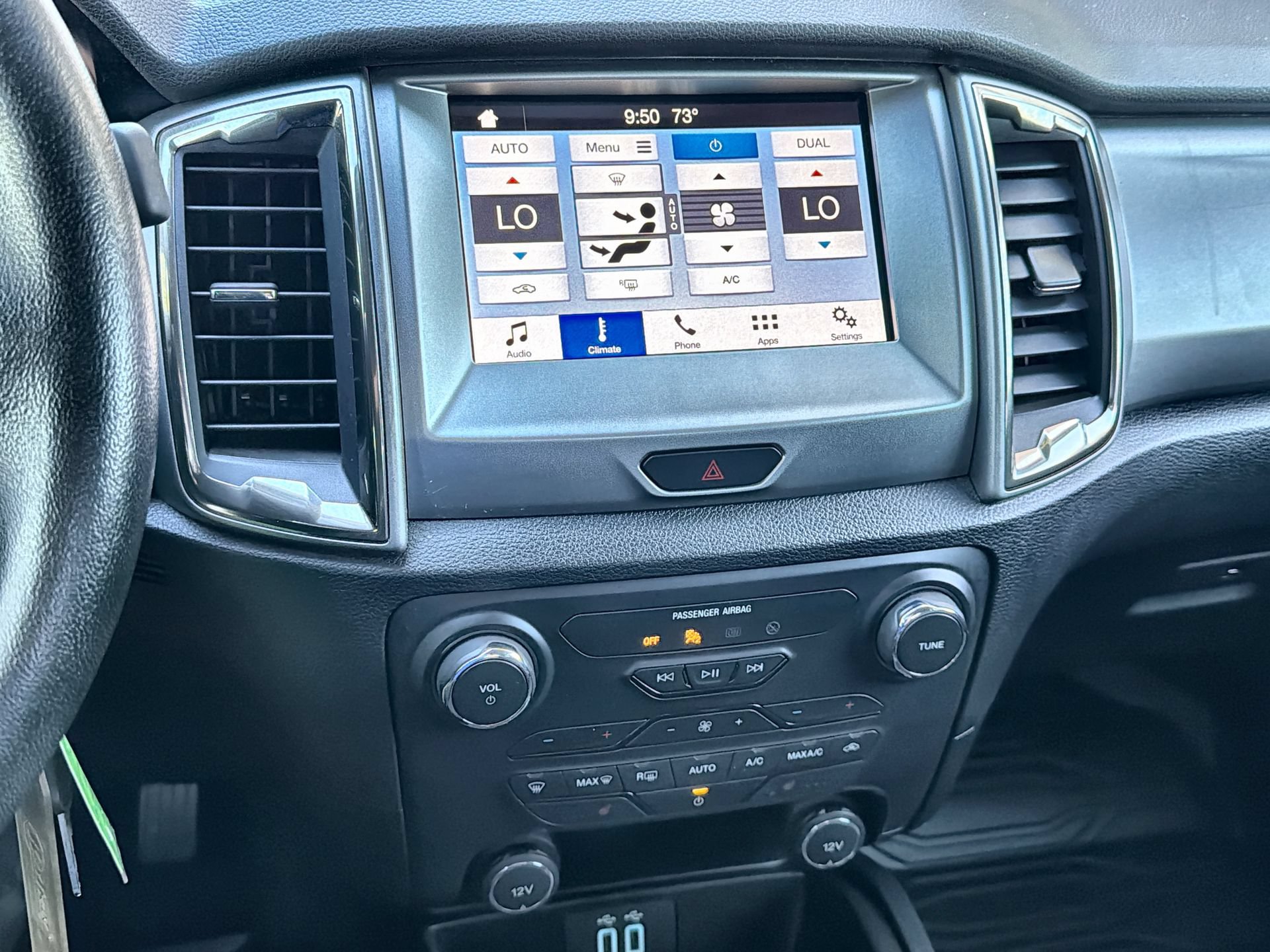 Used 2019 Ford Ranger XLT w/ Equipment Group 302A Luxury AWD/4WD image 18