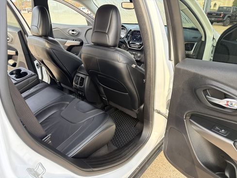 Used 2022 Jeep Cherokee Limited image 34