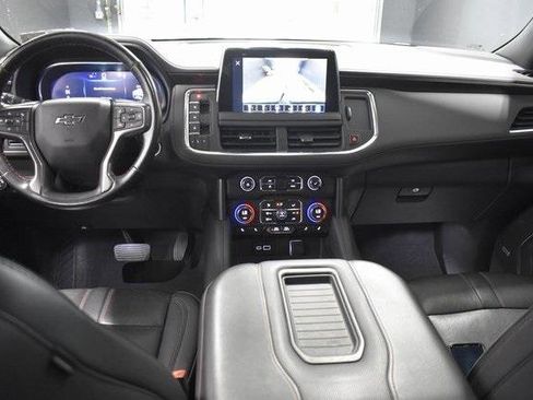 Used 2022 Chevrolet Suburban RST w/ Luxury Package image 13