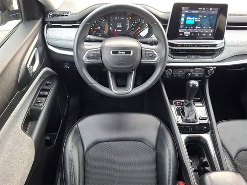 Certified 2022 Jeep Compass Latitude image 20