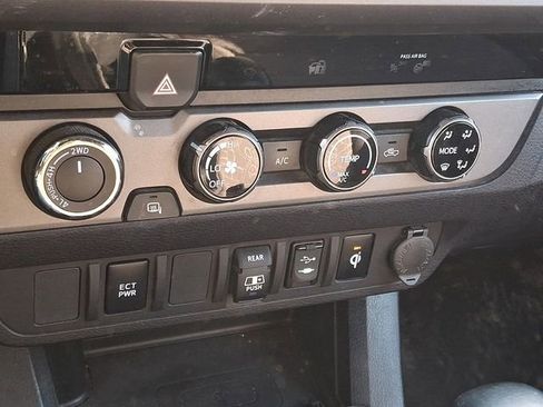 Certified 2018 Toyota Tacoma TRD Sport image 15