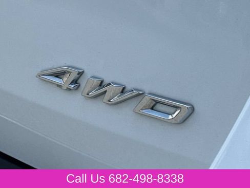 Used 2023 Ford Explorer Limited AWD/4WD image 10