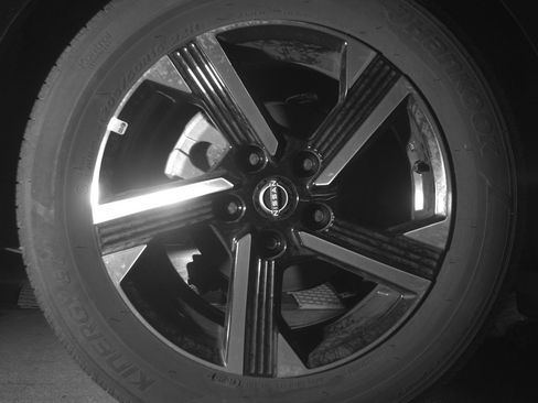 Used 2025 Nissan Sentra SV image 15