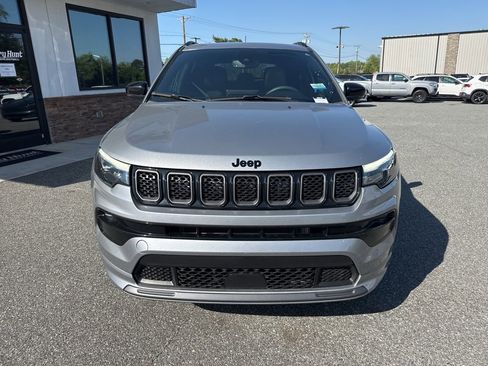 Used 2023 Jeep Compass Limited w/ Elite Group for (Red) Edition image 10