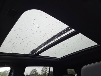 Used 2021 Chevrolet Tahoe Z71 w/ Z71 Signature Package