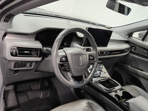Used 2021 Lincoln Nautilus Reserve image 19