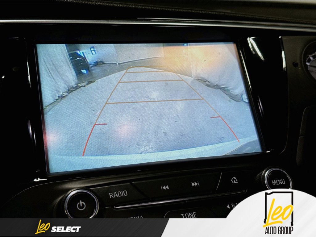 Used 2019 Buick Envision Essence AWD/4WD image 16