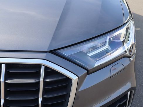 Used 2021 Audi Q7 2.0T Premium w/ Convenience Package AWD/4WD image 12