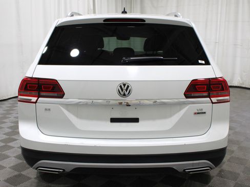 Used 2018 Volkswagen Atlas SE image 34
