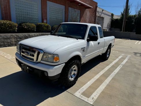 Used 2011 Ford Ranger XLT image 2