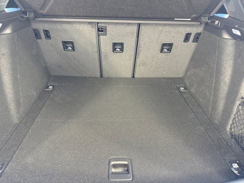 New 2026 Porsche Macan Turbo image 17