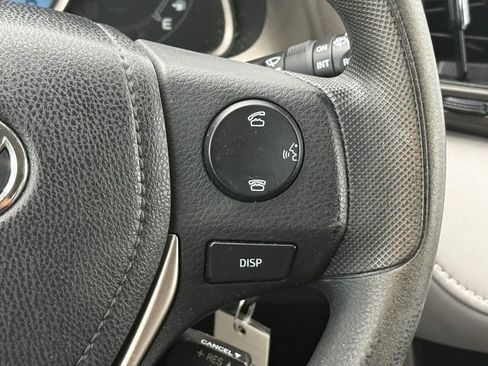 Used 2015 Toyota RAV4 XLE FWD image 21