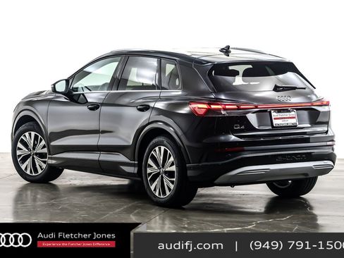 Used 2023 Audi Q4 e-tron Premium Plus w/ Premium Plus image 12