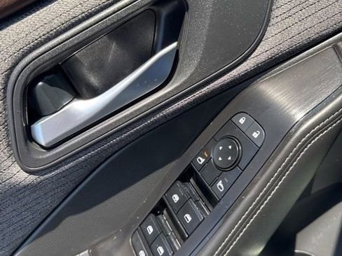 Certified 2021 Nissan Rogue SV AWD/4WD image 30