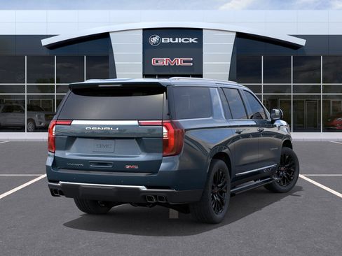 New 2026 GMC Yukon XL Denali w/ Sun & Power Step Package AWD/4WD image 31