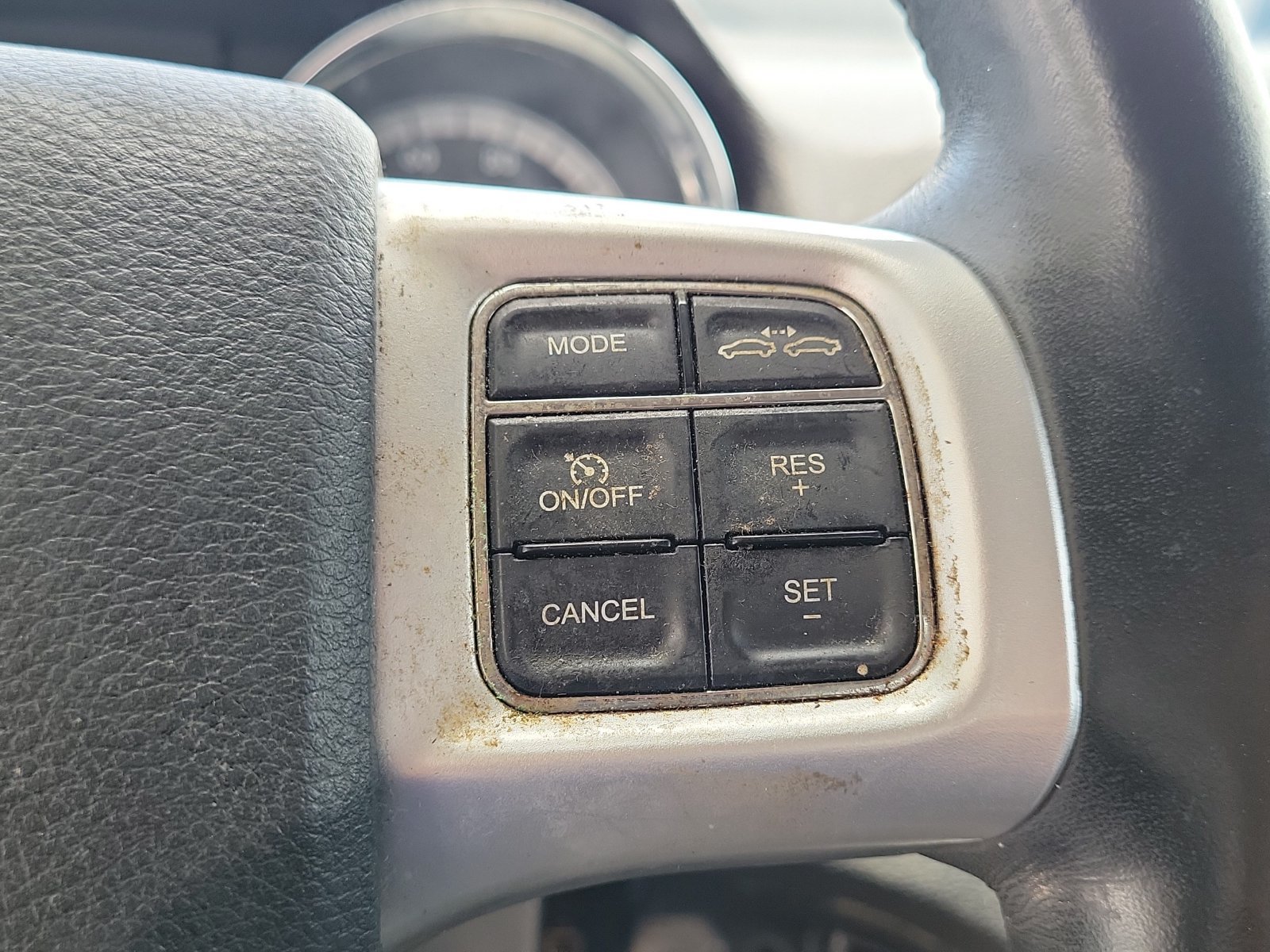 Used 2011 Dodge Durango Citadel RWD image 13