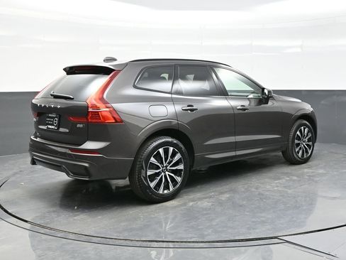 Used 2025 Volvo XC60 B5 Plus w/ Climate Package AWD/4WD image 7