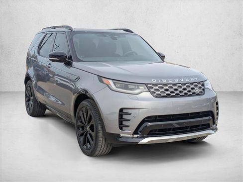 New 2026 Land Rover Discovery Limited Edition image 7