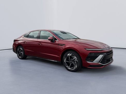 New 2026 Hyundai Sonata SEL FWD image 1