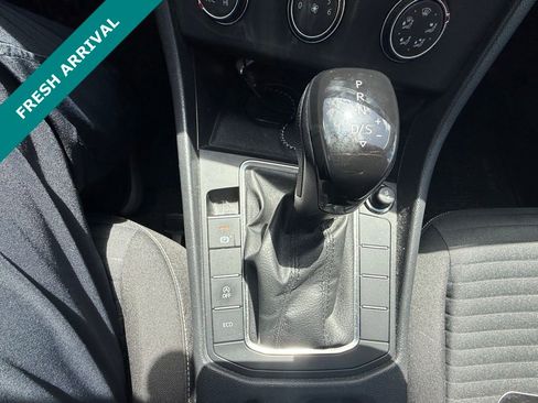 Used 2022 Volkswagen Jetta S image 11