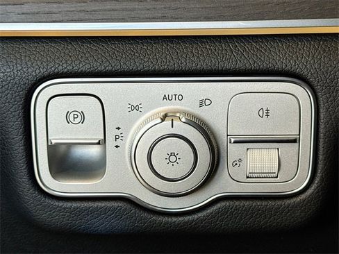 Certified 2023 Mercedes-Benz GLE 350 4MATIC w/ 3rd Row Seat Package image 10