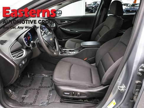 Used 2023 Chevrolet Malibu LT FWD image 14