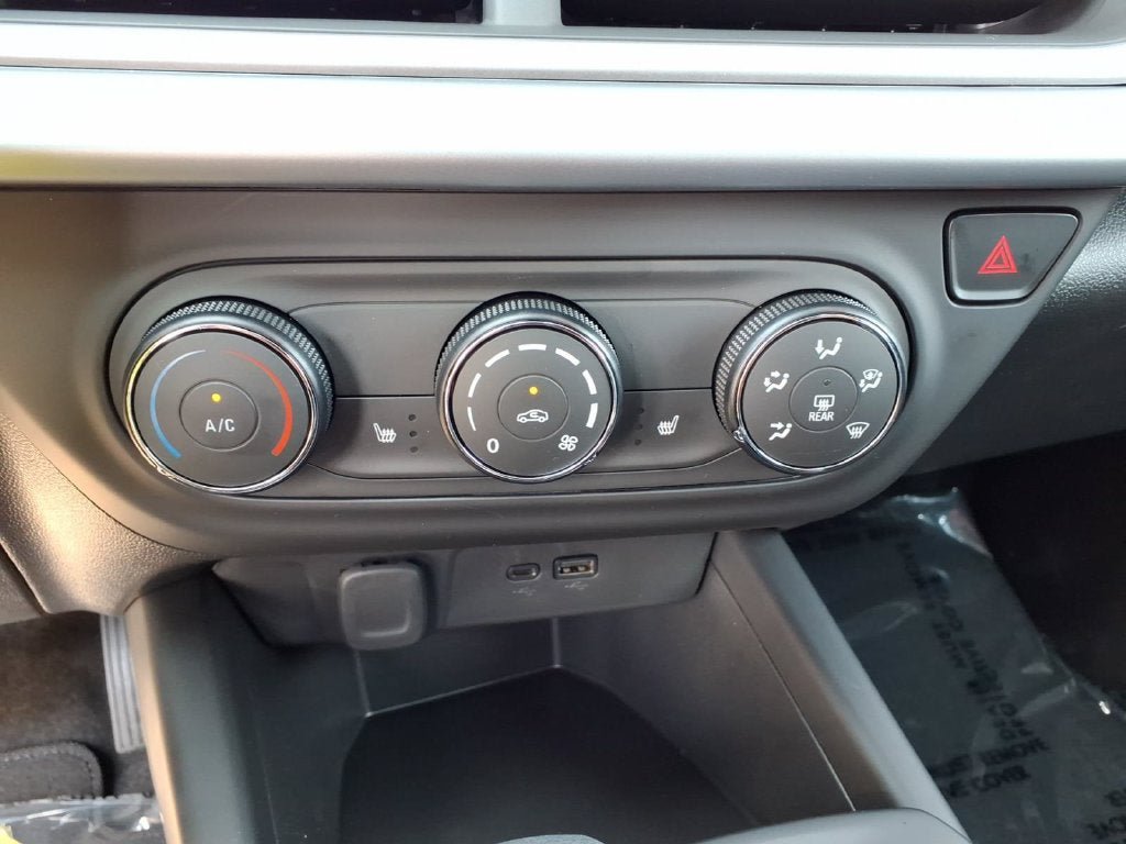 New 2026 Chevrolet Trax LS w/ LS Convenience Package FWD image 11