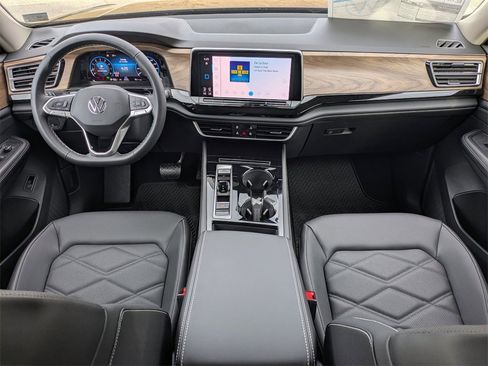 New 2026 Volkswagen Atlas SE image 15