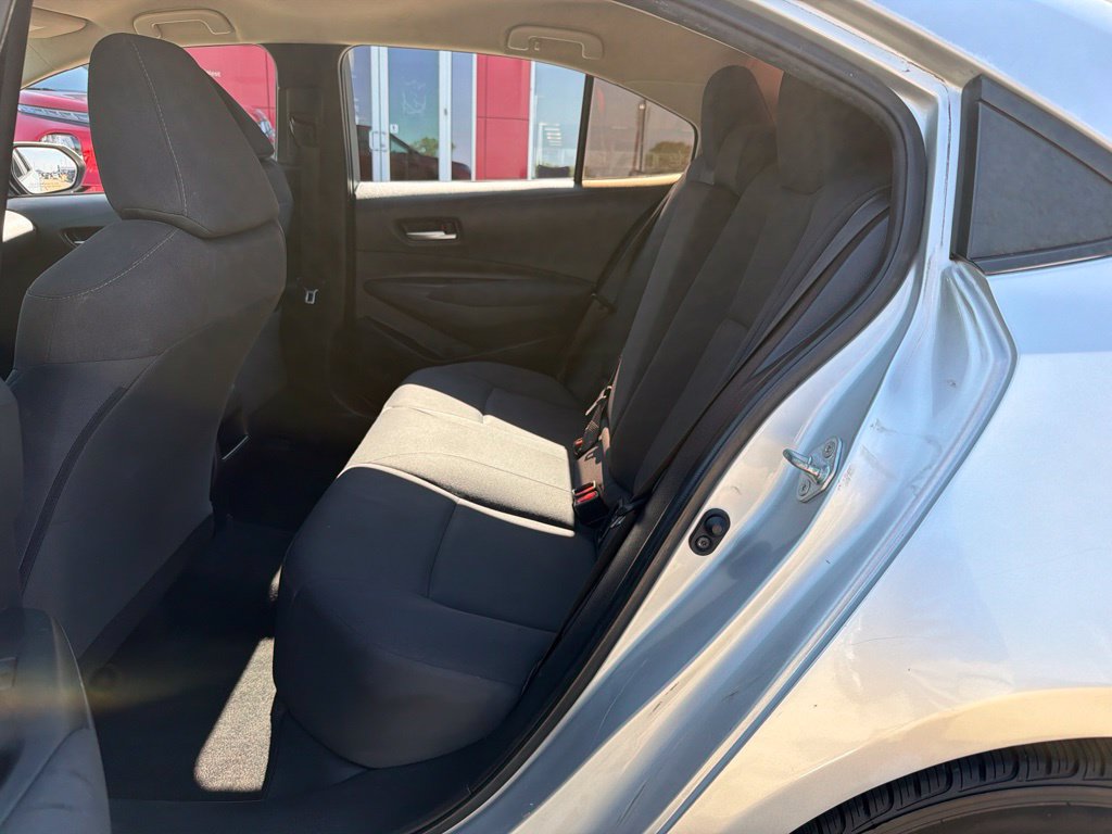 Used 2020 Toyota Corolla LE FWD image 14