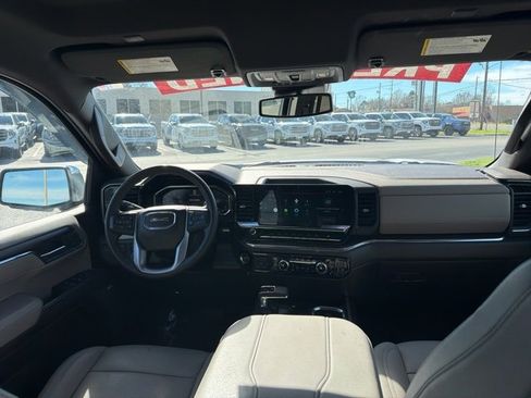 Used 2023 GMC Sierra 1500 SLT image 9
