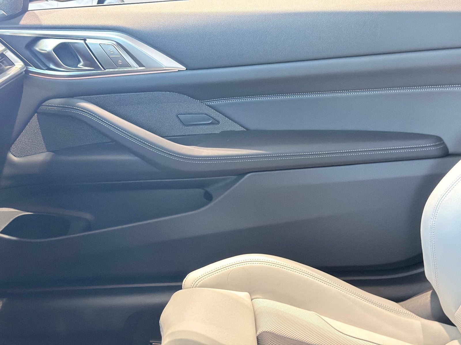 New 2027 BMW M4 Coupe w/ Executive Package RWD image 15