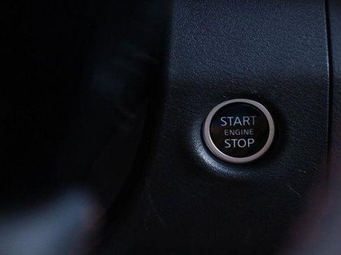 Used 2025 Nissan Frontier PRO-4X w/ Pro Premium Package image 15