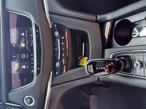 Used 2025 Cadillac XT5 Premium Luxury w/ Technology Package image 17