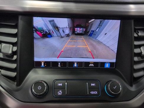 Used 2023 GMC Acadia AT4 w/ GMC Pro Grade Package AWD/4WD image 14