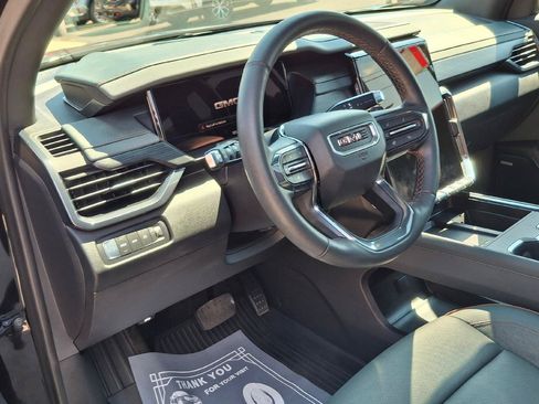 Used 2025 GMC Acadia AT4 w/ Luxury Package AWD/4WD image 7