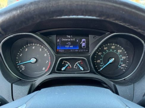 Used 2013 Ford Focus Titanium FWD image 17