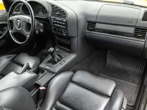 Used 1995 BMW M3 Coupe RWD image 17