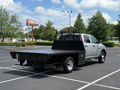 Used 2012 RAM 3500 ST w/ ST Decor Group AWD/4WD image 6