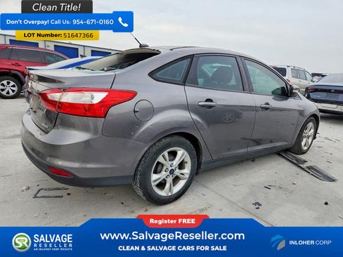 Used 2014 Ford Focus SE FWD image 4