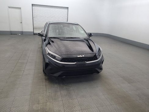 Used 2023 Kia Forte LXS w/ LXS Technology Package FWD image 14