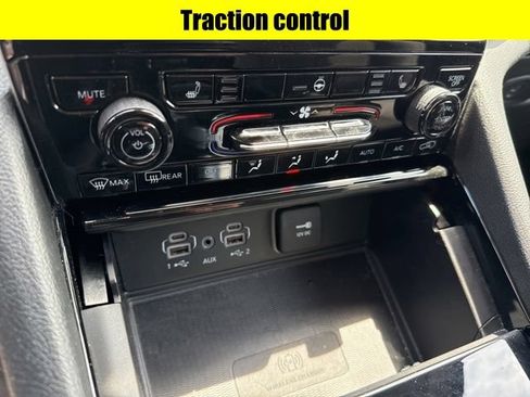 Used 2023 Jeep Grand Cherokee L Laredo w/ Luxury Tech Group I AWD/4WD image 9