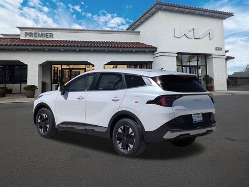 New 2026 Kia Sportage LX image 6