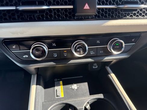 Certified 2023 Honda HR-V EX-L image 33